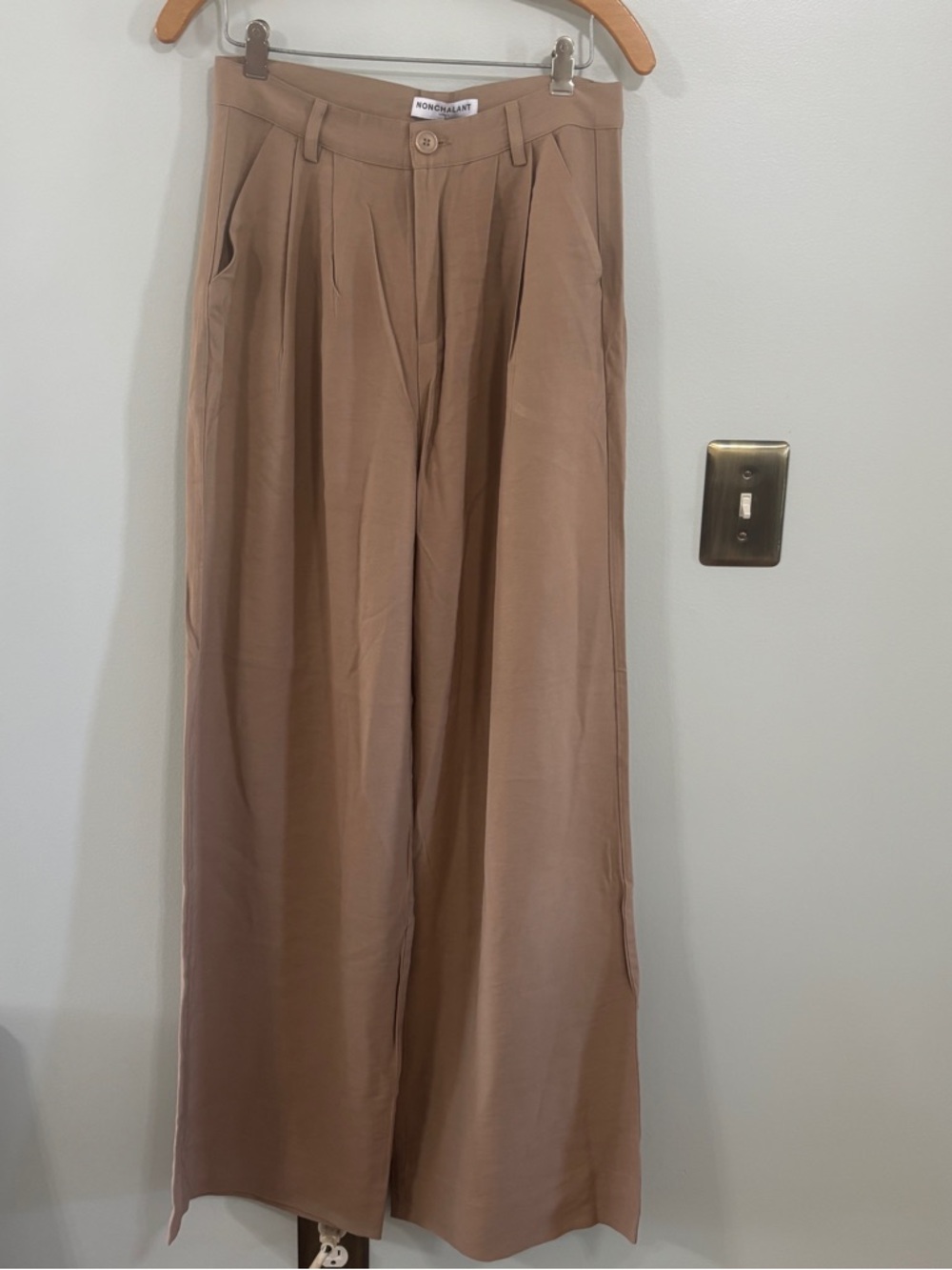 Nonchalant Fabi wide leg pants in camel color medium